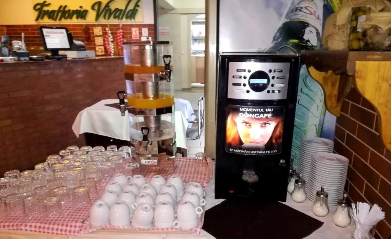 West Plaza Hotel بوخارست المظهر الخارجي الصورة